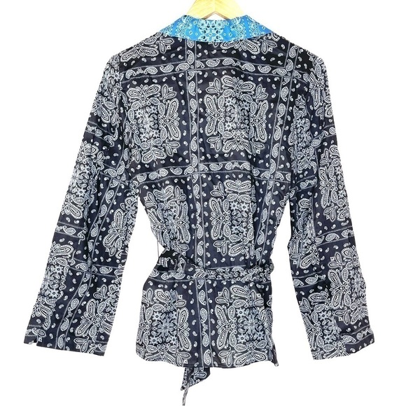 New Zara Black and Blue Paisley Print Retro Collared Wrap Top US S - Picture 3 of 9